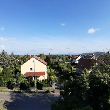 Vibara Flat